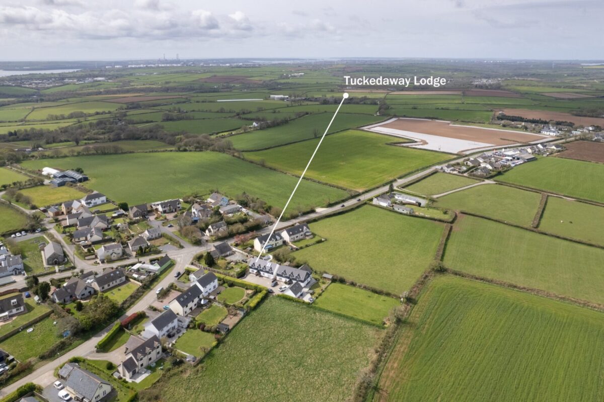 Tuckedaway Lodge, Ashdale Lane, Llangwm, Haverfordwest, SA62