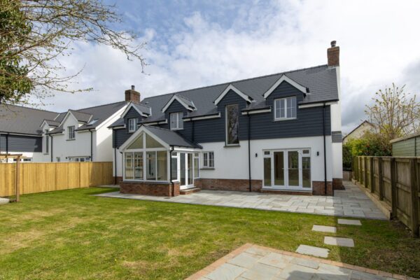 Tuckedaway Lodge, Ashdale Lane, Llangwm, Haverfordwest, SA62