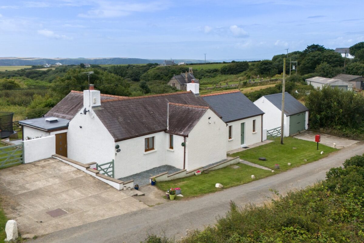 Haroldston Glebe Bungalow, Broad Haven, Haverfordwest, SA62