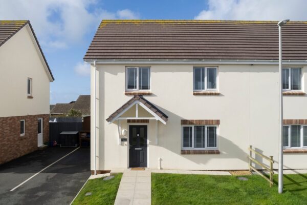 Beaconing Drive, Steynton, Milford Haven, SA73